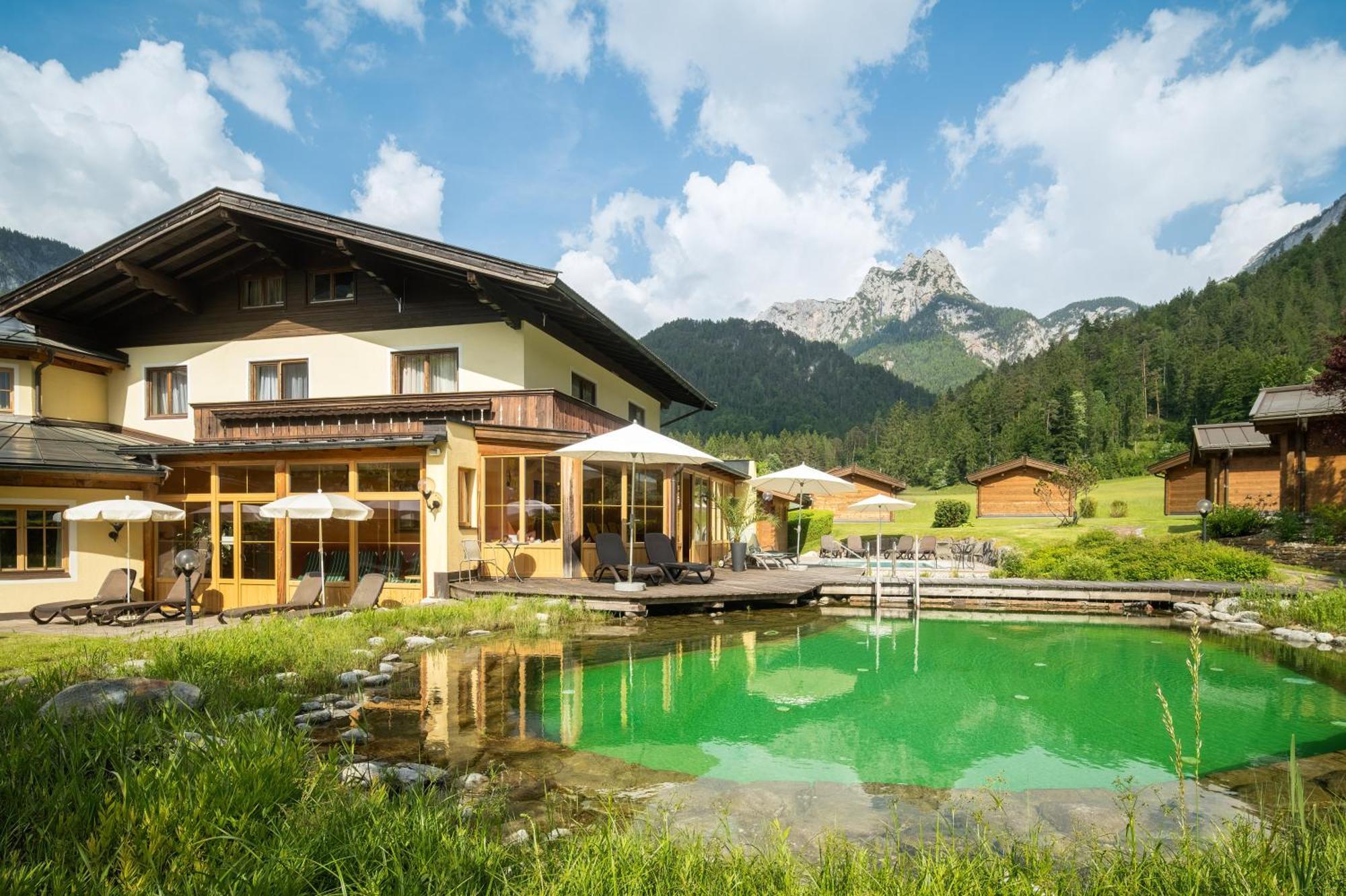 Hotel Vitaloase zu den drei Brüdern Unken Exterior foto