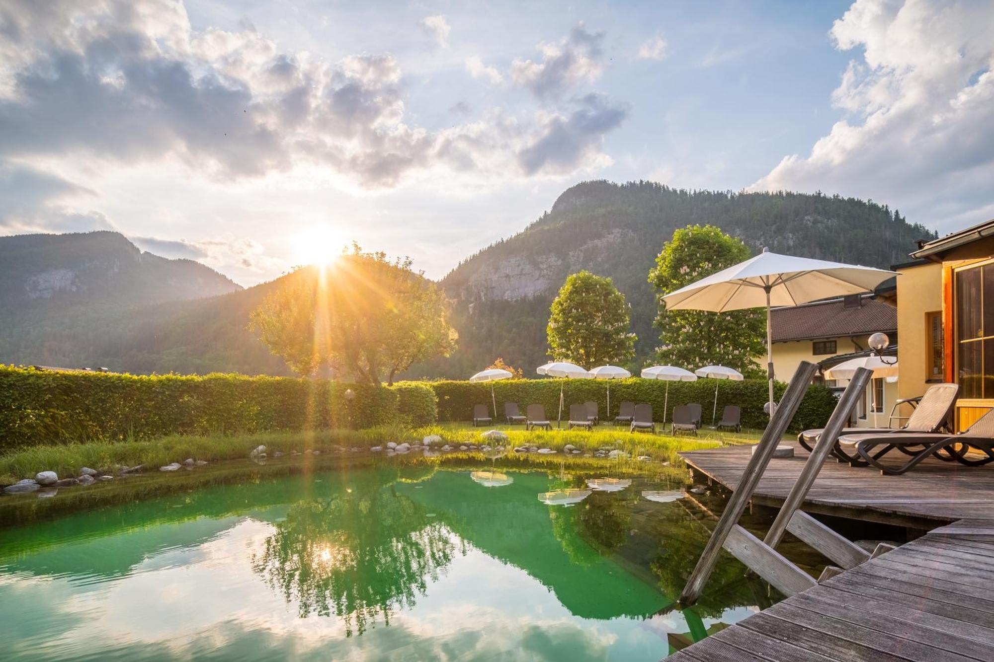 Hotel Vitaloase zu den drei Brüdern Unken Exterior foto